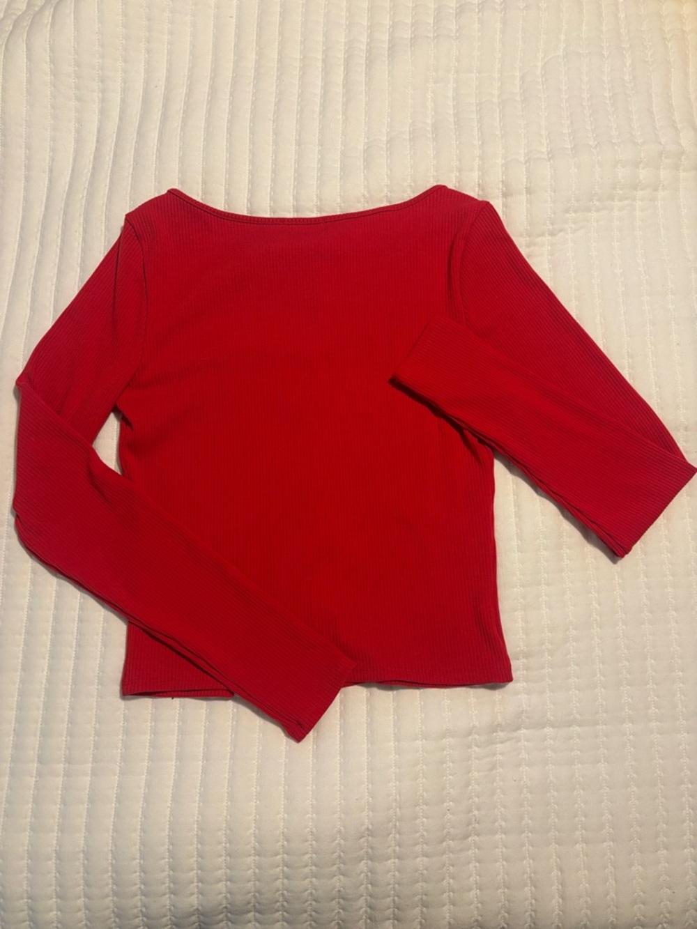 Red Ribbed Buttoned Long Sleeve - Picture 3 of 3